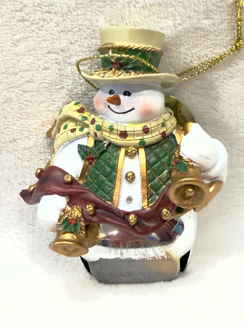 Thomas Kinkade Gold Holiday Ornament Tag with Red and Green Accents